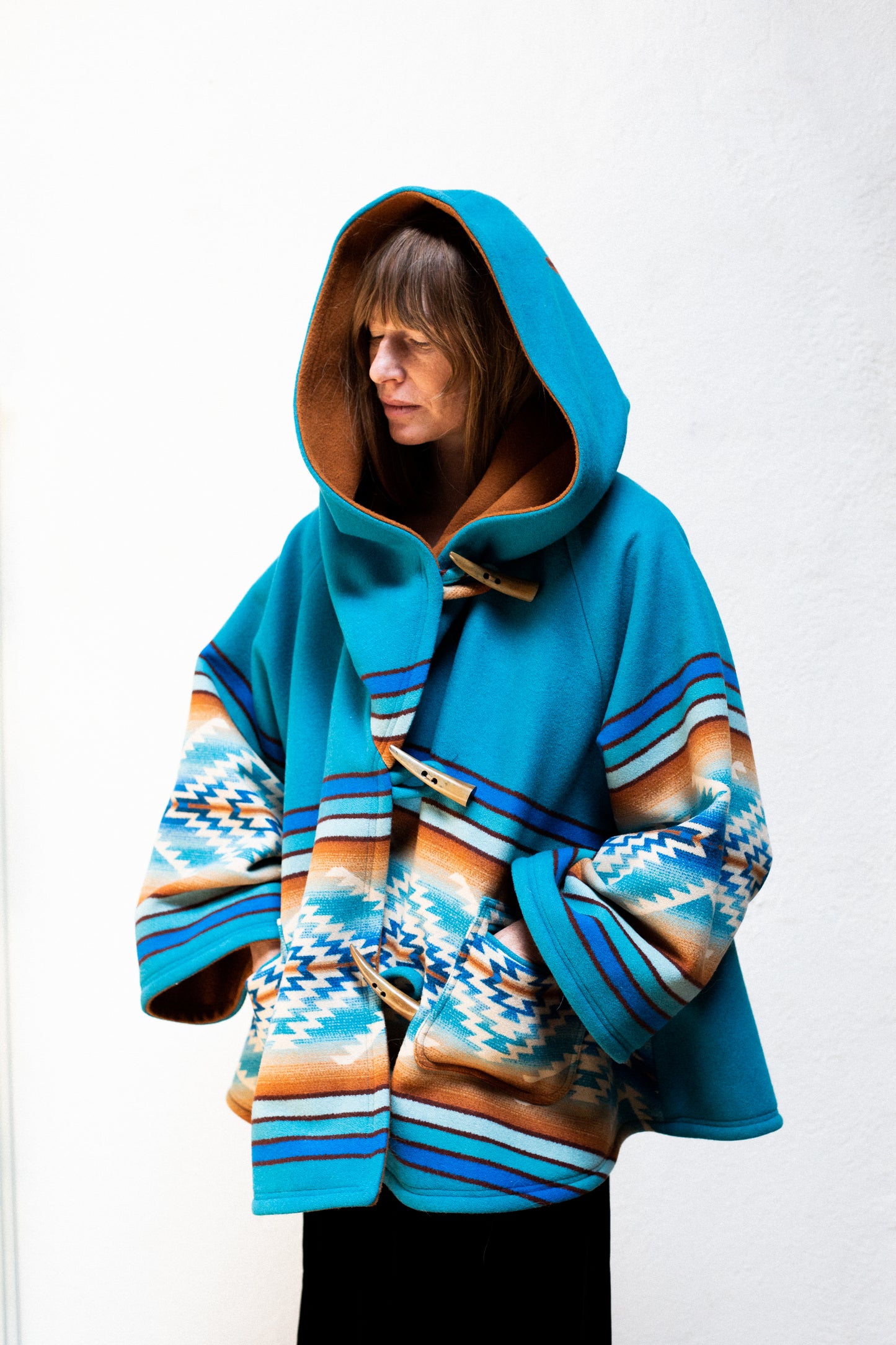 Lindsey Thornburg PAGOSA SPRINGS YELLOWSTONE CLASSIC CLOAK