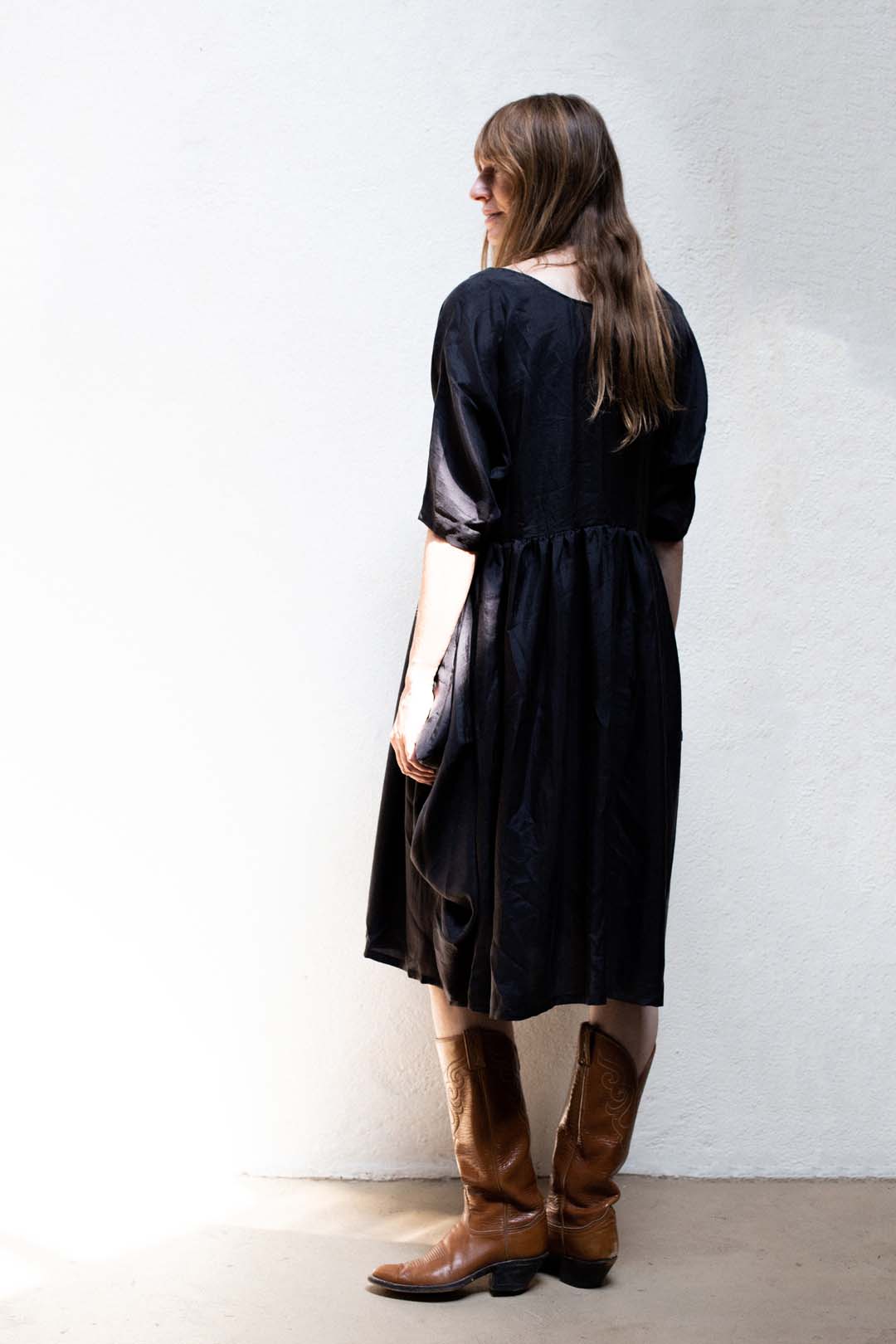 Devi Dasi Organic Dye Dress Black