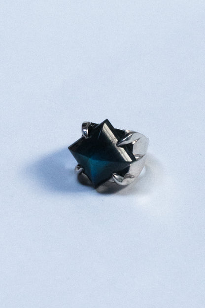 LABRADORITE| DOVETAIL PYRAMID TALON RING