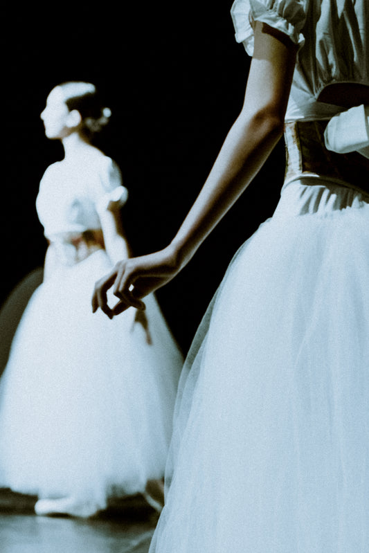 Olga Nazarova - WHISPERING ELEGANCE 2